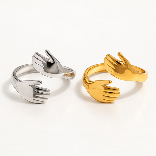Adjustable hug hands ring in gold/silver